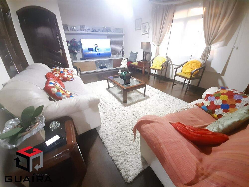 Sobrado à venda com 3 quartos, 200m² - Foto 2