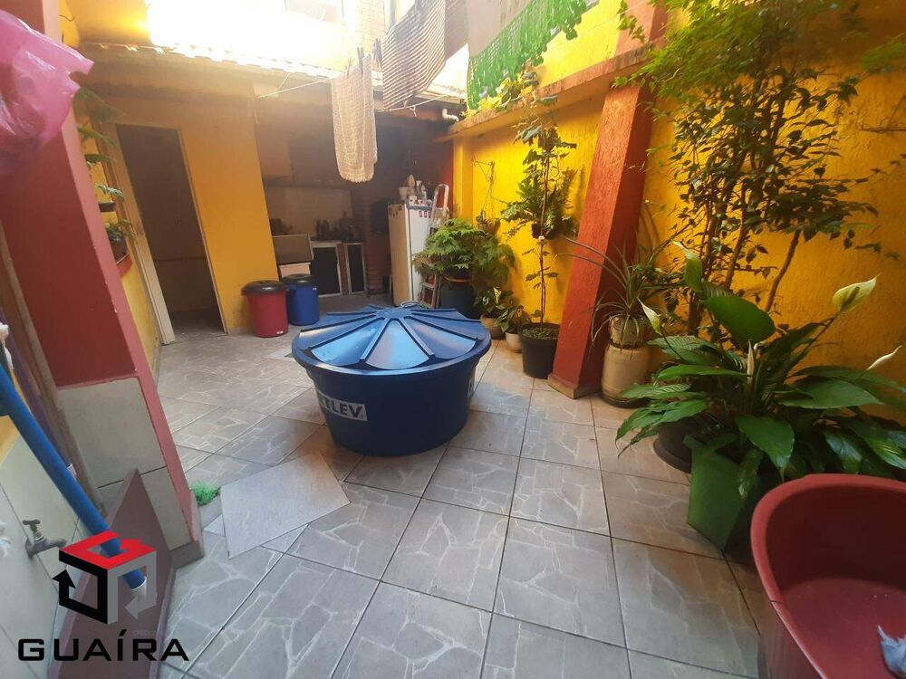 Sobrado à venda com 3 quartos, 200m² - Foto 3