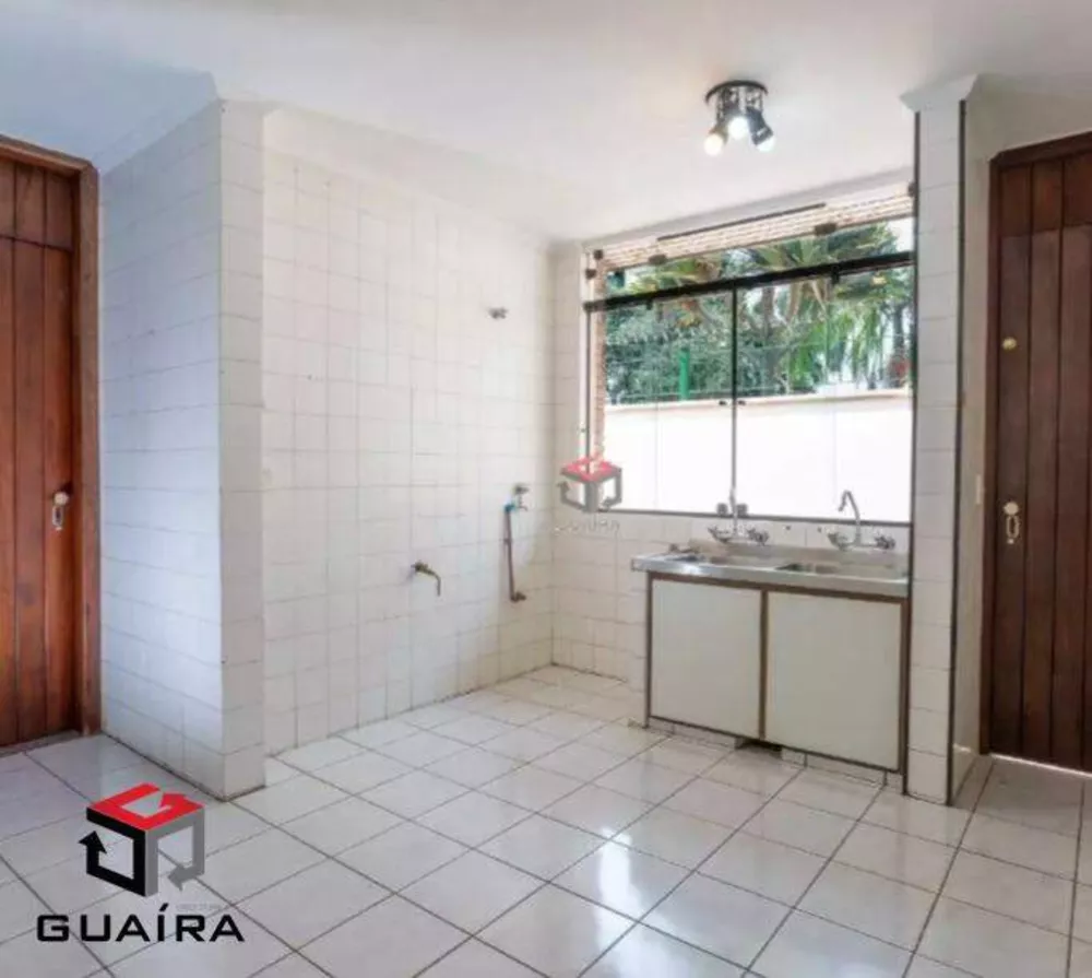 Casa para alugar com 5 quartos, 597m² - Foto 4