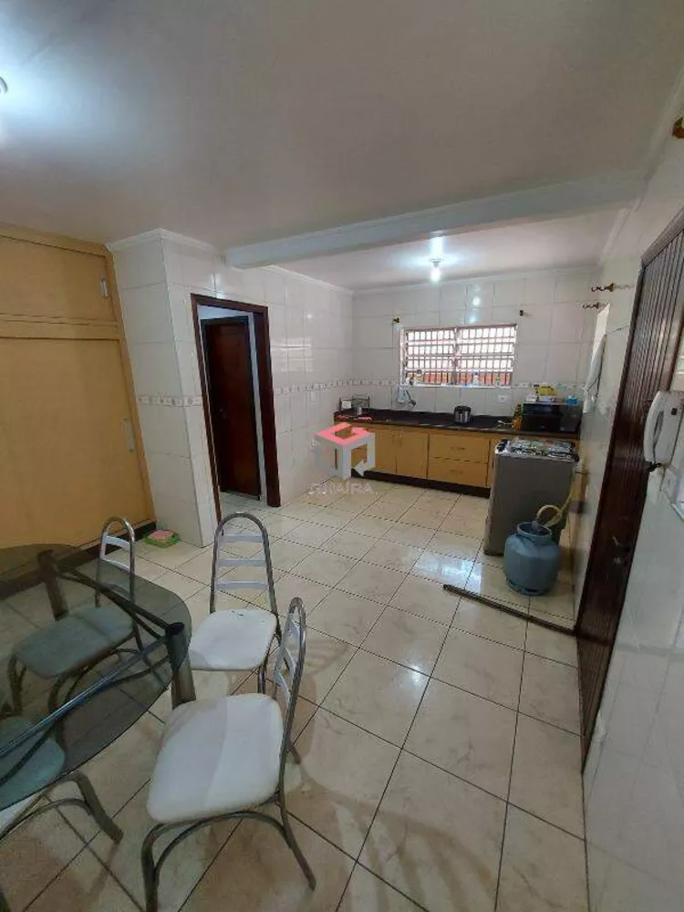 Sobrado à venda com 4 quartos, 304m² - Foto 3