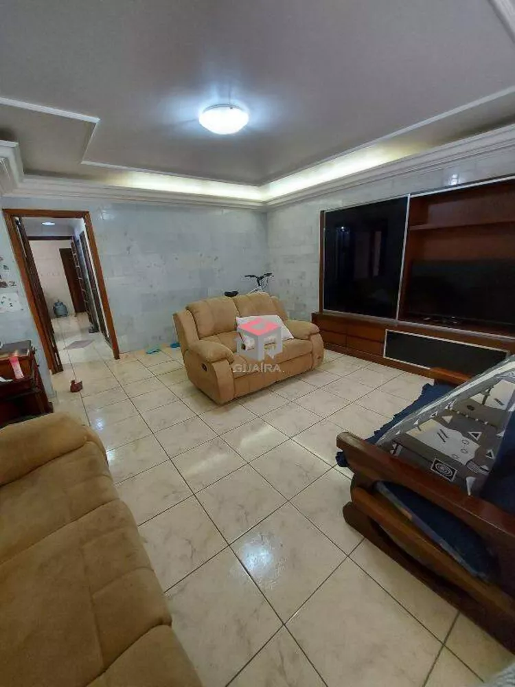 Sobrado à venda com 4 quartos, 304m² - Foto 2