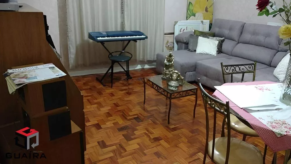 Sobrado à venda com 3 quartos, 180m² - Foto 1