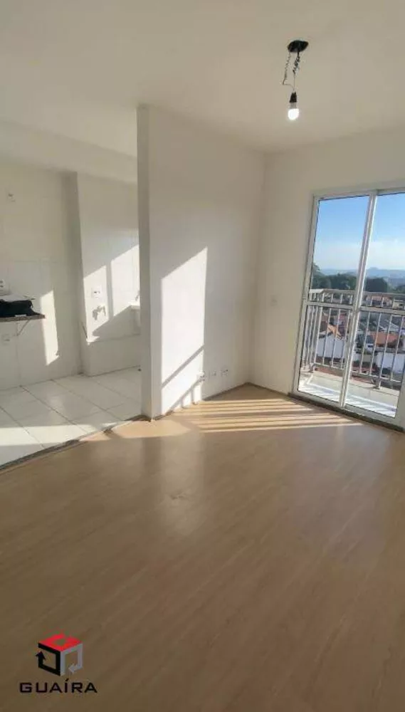 Apartamento à venda com 2 quartos, 42m² - Foto 1