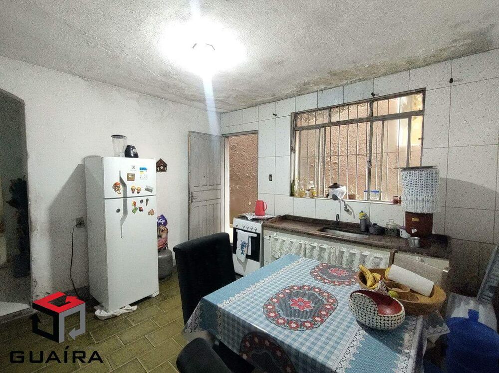 Casa à venda com 2 quartos, 127m² - Foto 2
