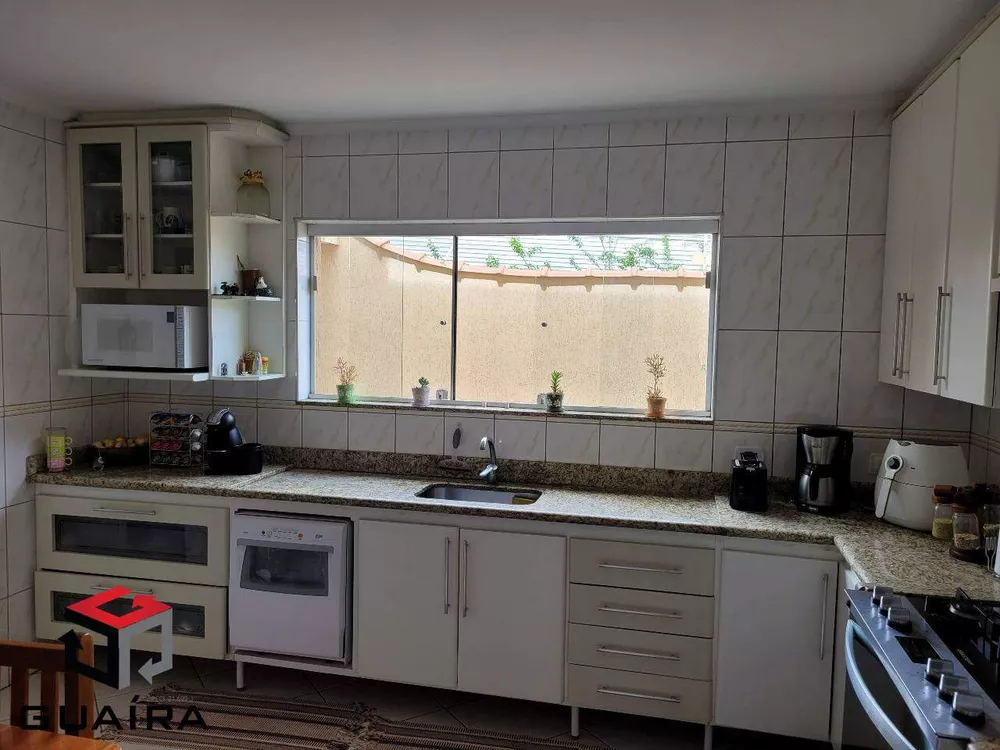 Sobrado à venda com 2 quartos, 240m² - Foto 6