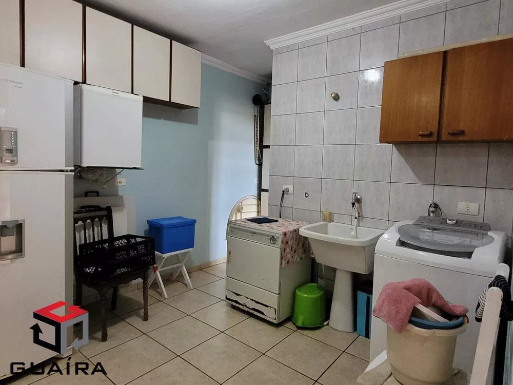 Sobrado à venda com 2 quartos, 240m² - Foto 8