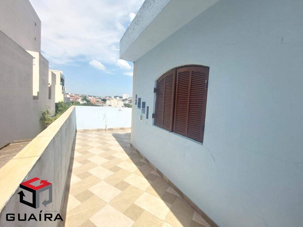 Sobrado à venda com 2 quartos, 200m² - Foto 11