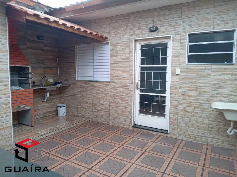 Sobrado à venda com 3 quartos, 172m² - Foto 1