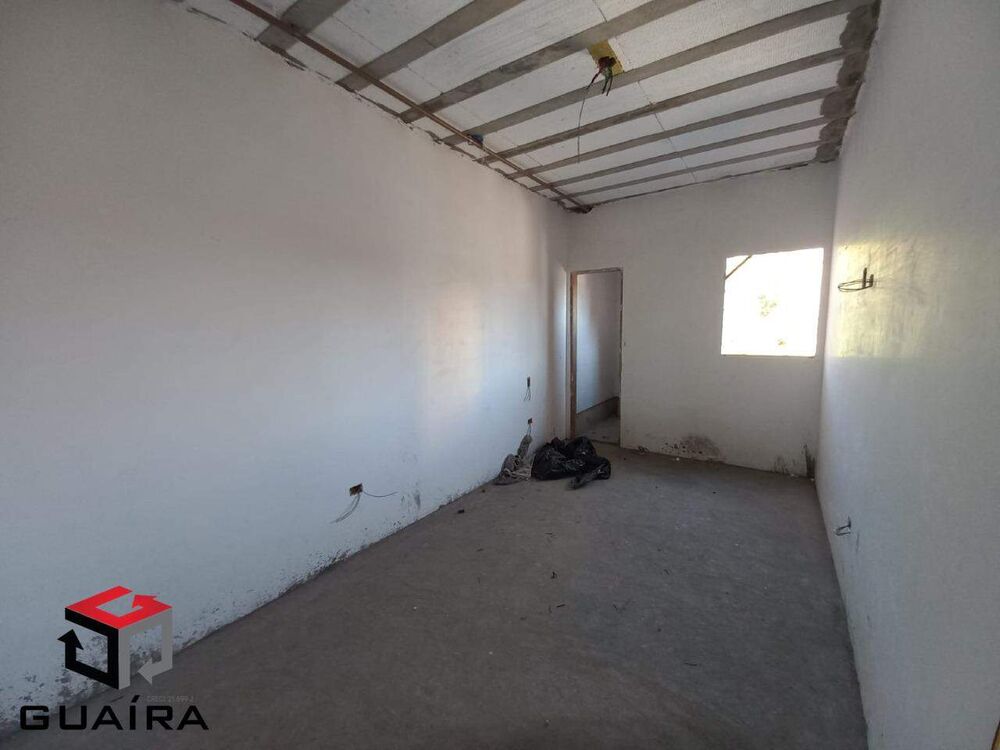 Apartamento à venda com 2 quartos, 70m² - Foto 3