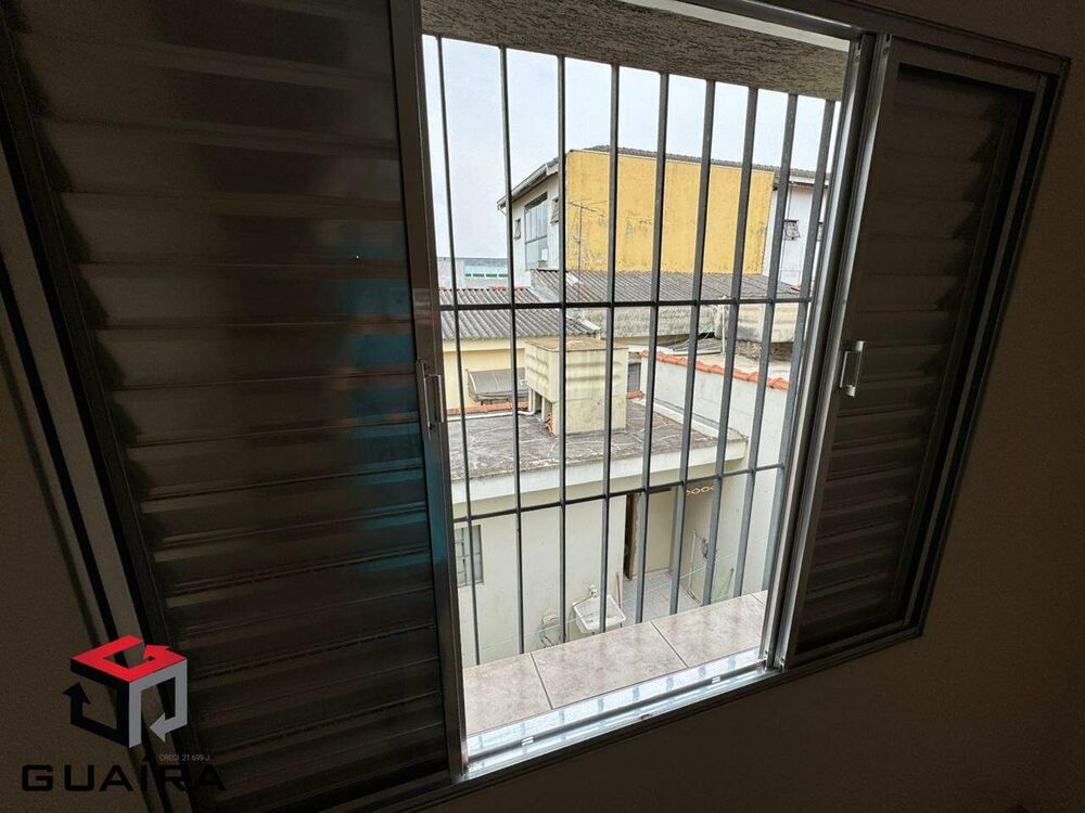 Sobrado à venda com 3 quartos, 200m² - Foto 4