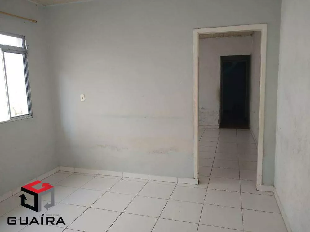 Casa à venda com 2 quartos, 100m² - Foto 1