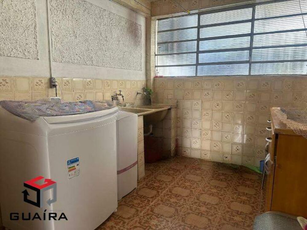 Casa à venda com 3 quartos, 150m² - Foto 1