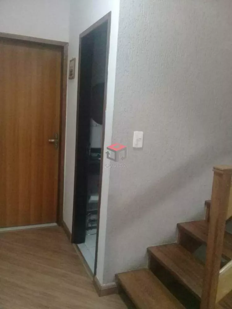 Sobrado à venda com 4 quartos, 173m² - Foto 1