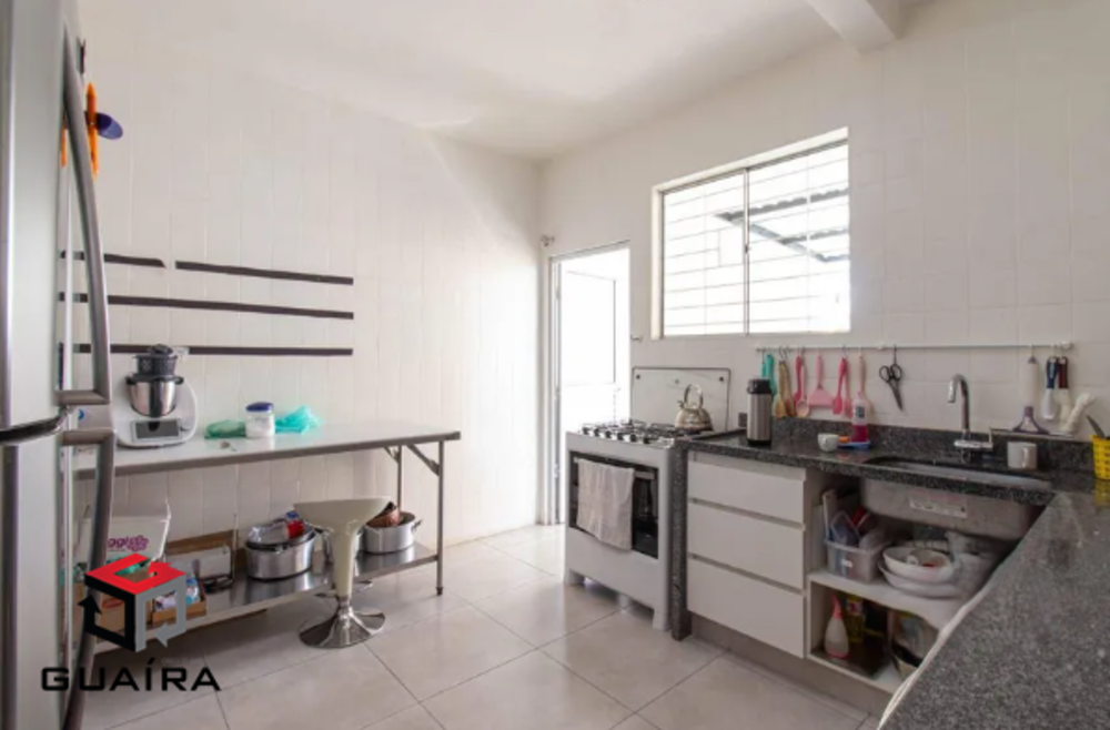 Sobrado à venda com 2 quartos, 120m² - Foto 19