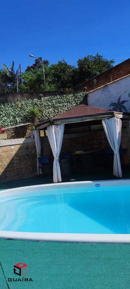 Casa à venda com 2 quartos, 120m² - Foto 3