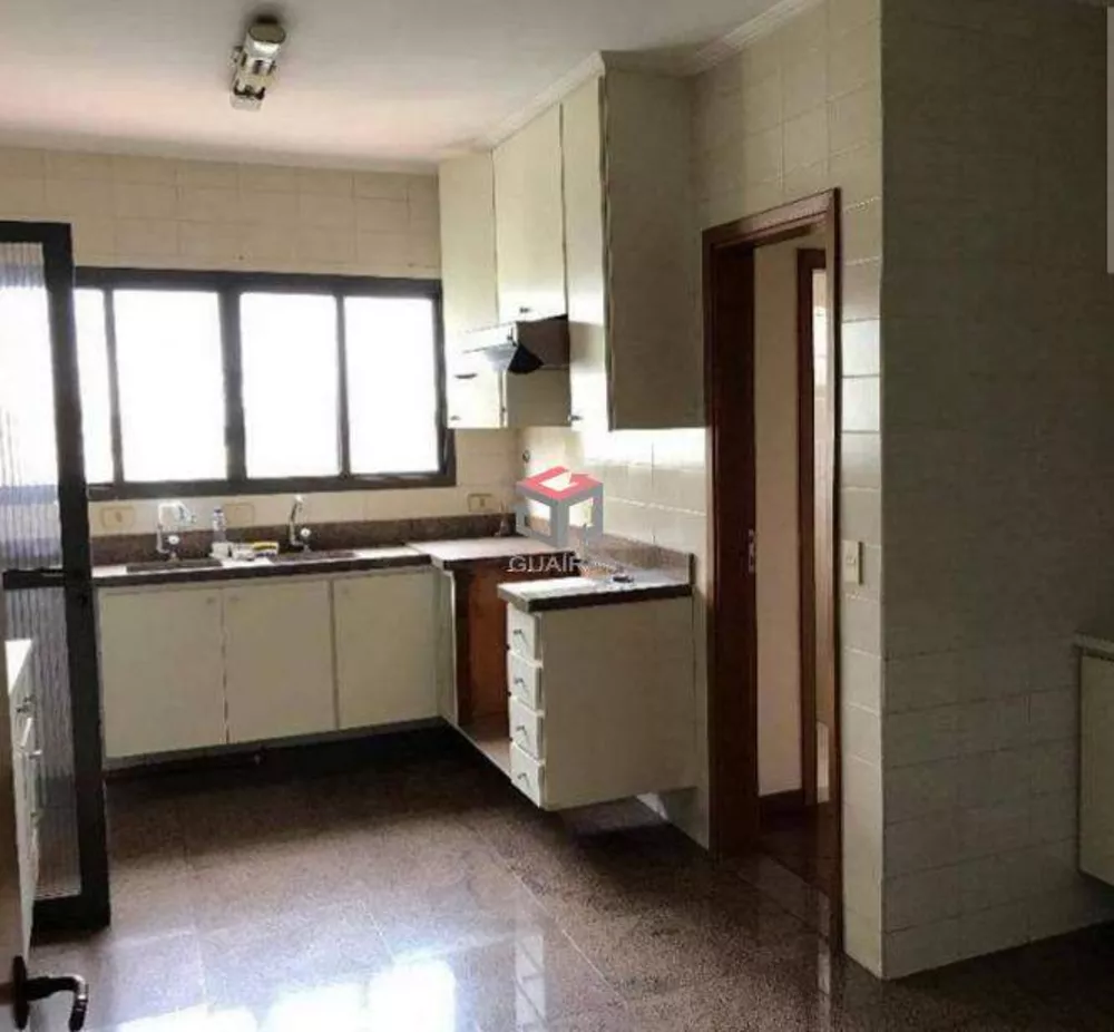 Apartamento à venda com 2 quartos, 214m² - Foto 2