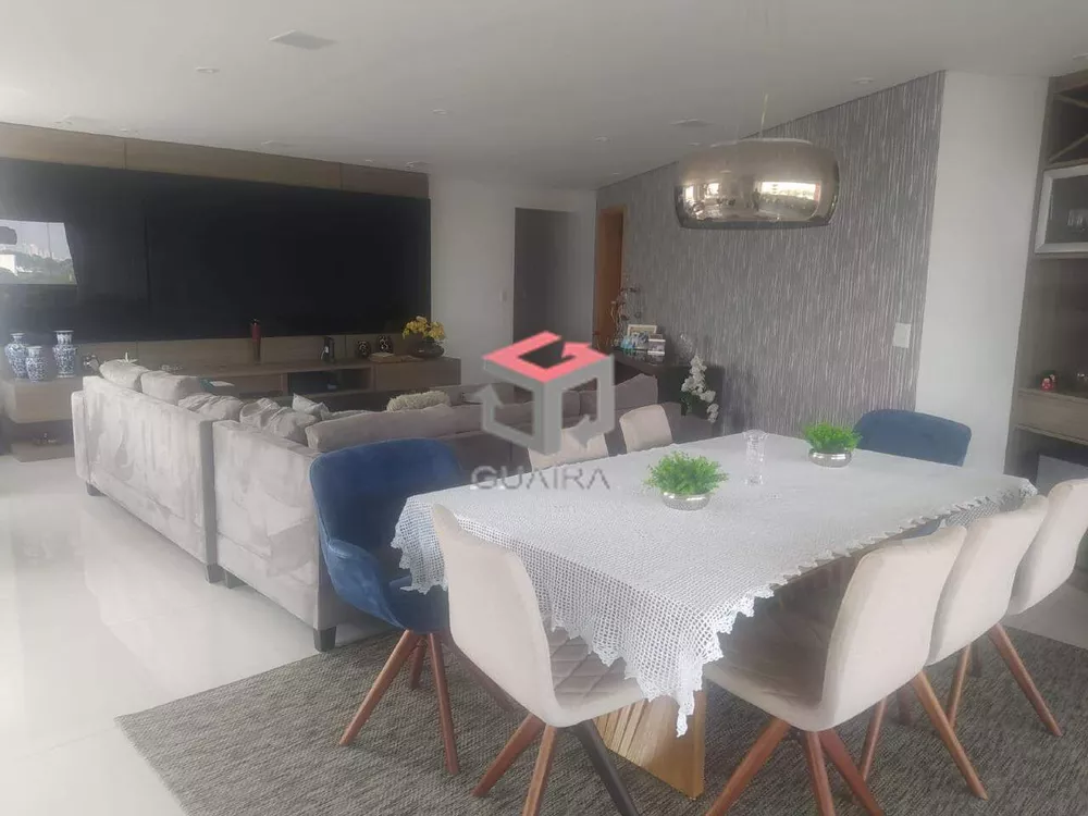 Apartamento à venda com 4 quartos, 232m² - Foto 1