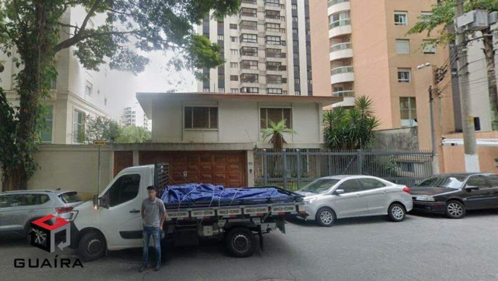 Casa à venda com 3 quartos, 400m² - Foto 1