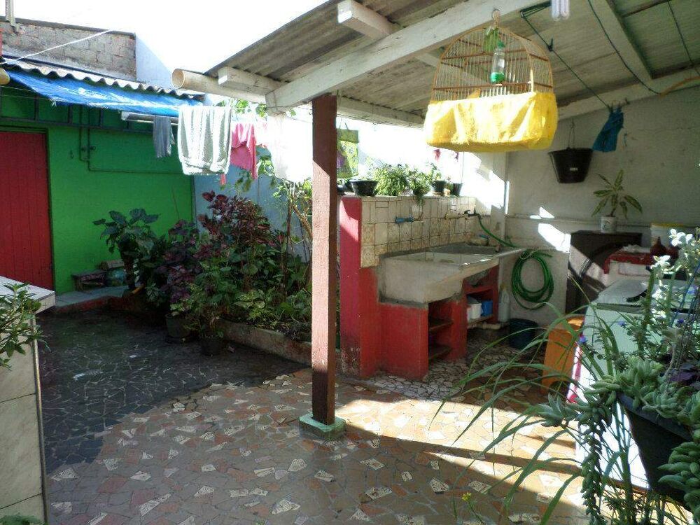 Casa à venda com 2 quartos, 84m² - Foto 3