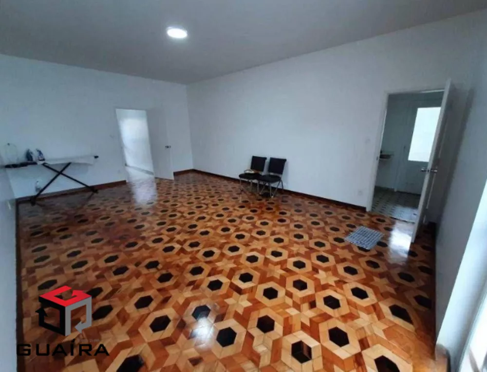 Casa para alugar com 3 quartos, 275m² - Foto 1