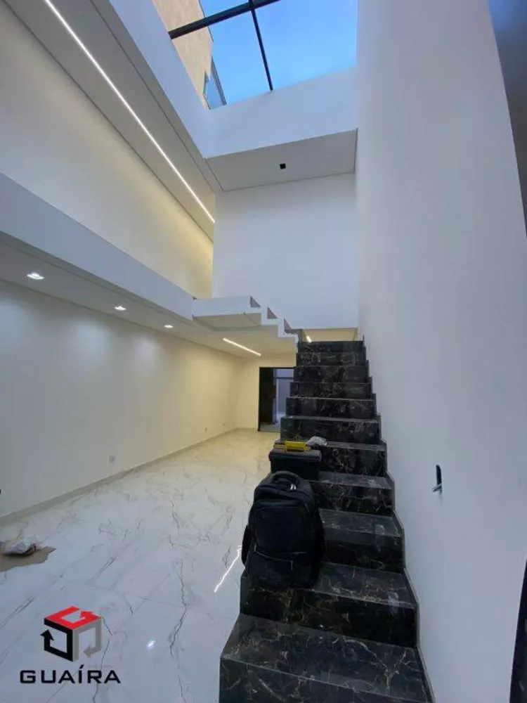 Sobrado à venda com 3 quartos, 135m² - Foto 2