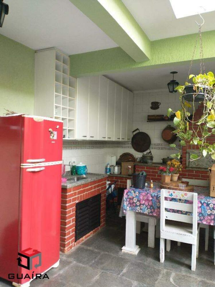 Sobrado à venda com 4 quartos, 215m² - Foto 4