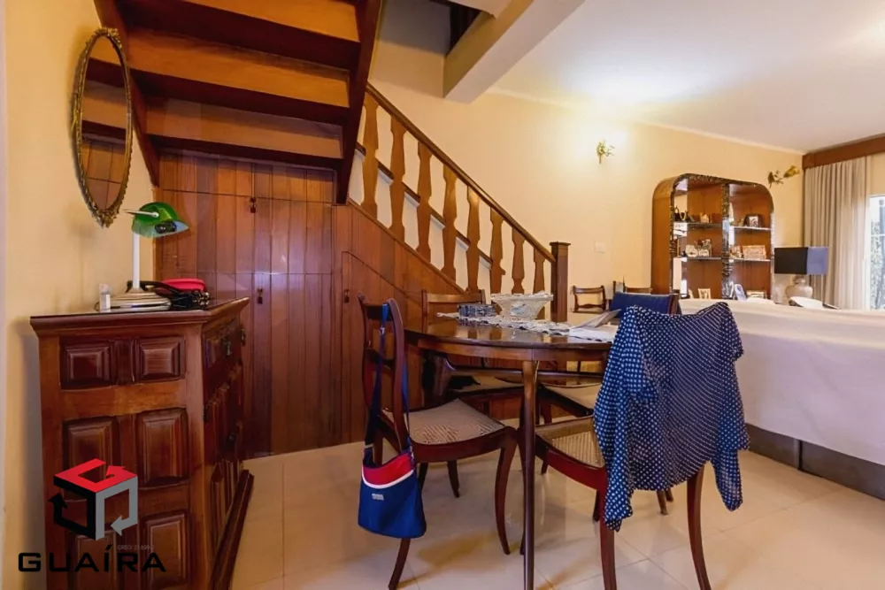 Casa à venda com 3 quartos, 259m² - Foto 3