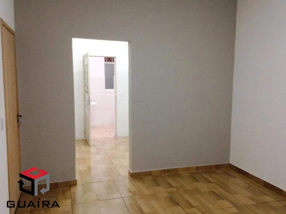 Sobrado à venda com 6 quartos, 240m² - Foto 3