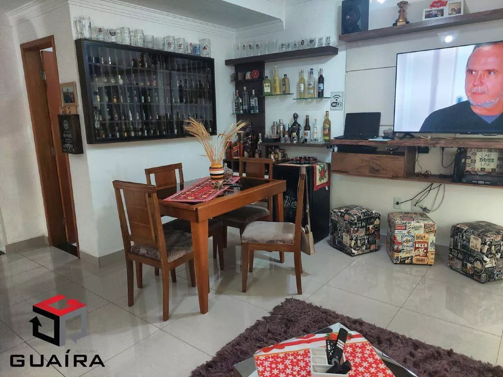 Sobrado à venda com 3 quartos, 120m² - Foto 1