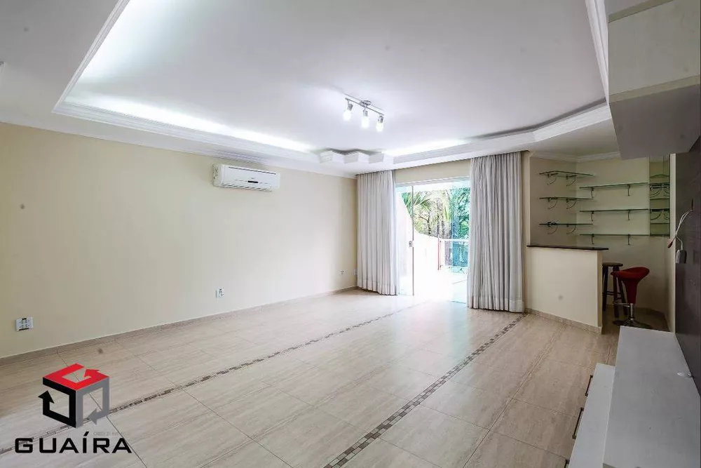 Sobrado à venda com 3 quartos, 210m² - Foto 4