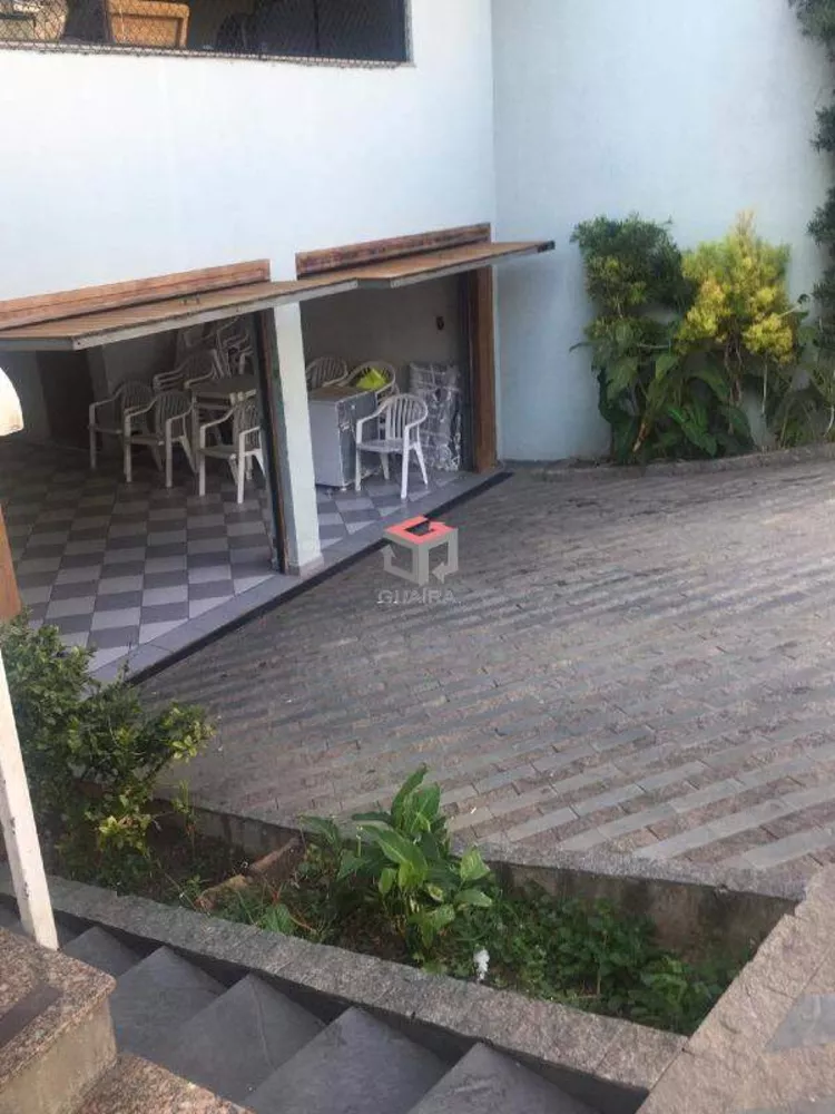 Sobrado à venda com 3 quartos, 347m² - Foto 2