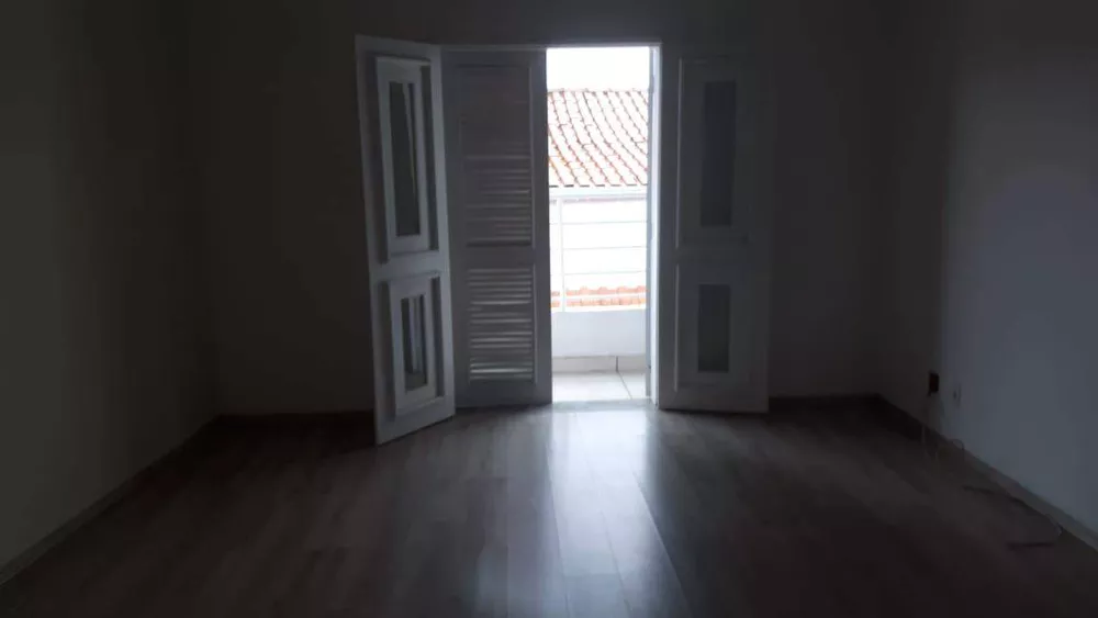 Sobrado à venda com 2 quartos, 130m² - Foto 1