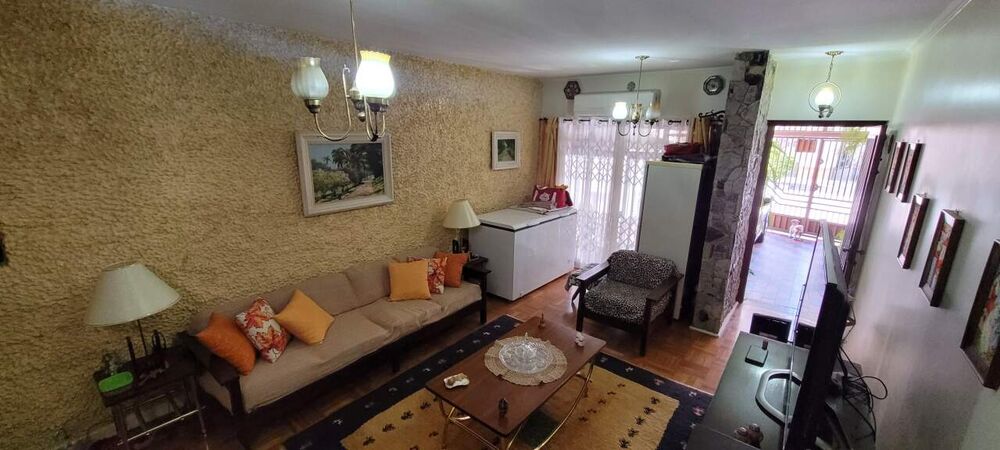Sobrado à venda com 3 quartos, 254m² - Foto 1