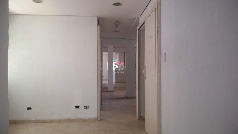 Sobrado à venda com 3 quartos, 320m² - Foto 2