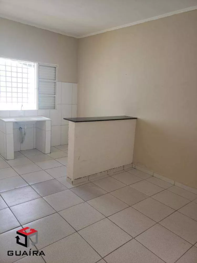 Sobrado à venda com 5 quartos, 217m² - Foto 2