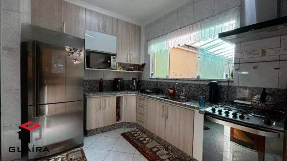 Sobrado à venda com 3 quartos, 216m² - Foto 3