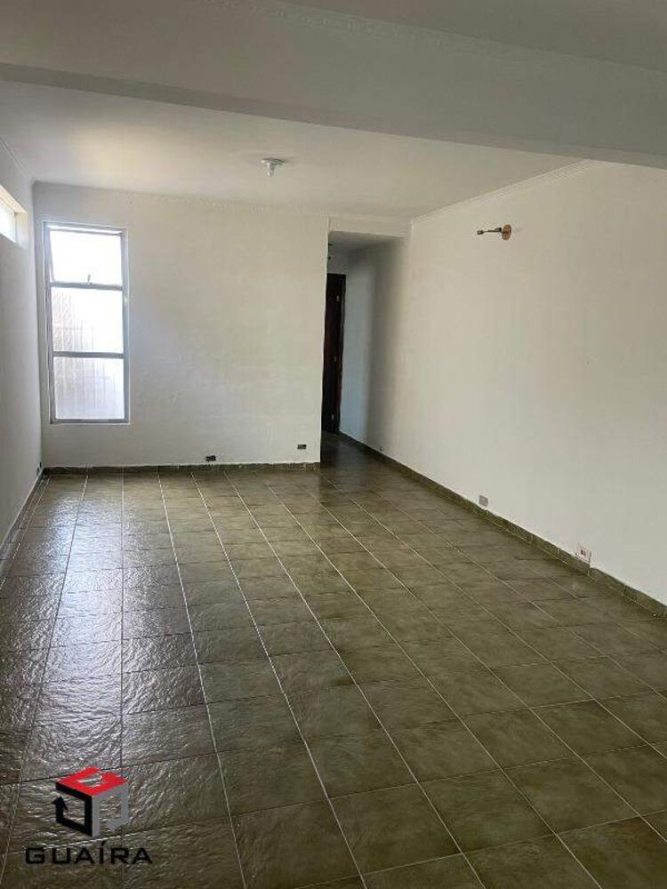 Sobrado à venda com 3 quartos, 251m² - Foto 2