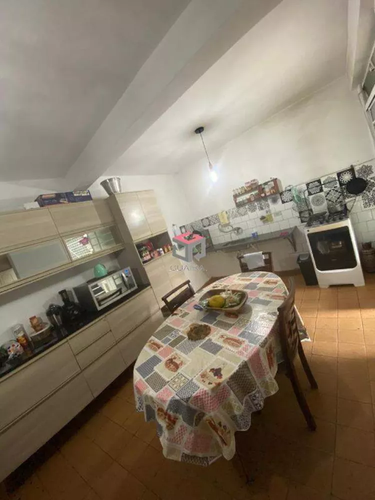 Casa à venda com 4 quartos, 169m² - Foto 9