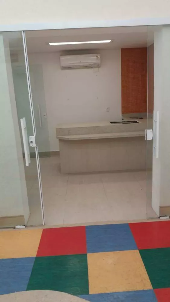 Sobrado para alugar com 3 quartos, 200m² - Foto 3