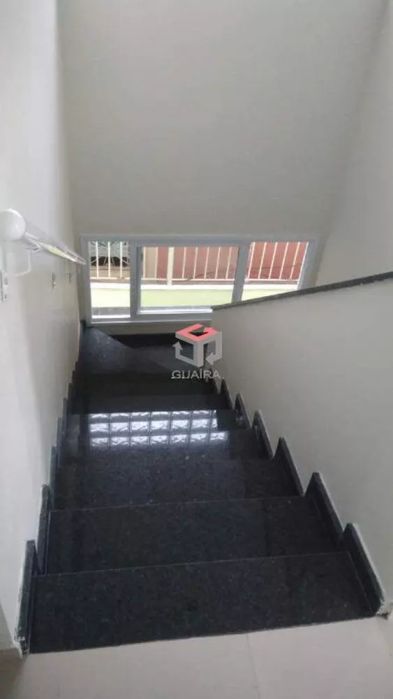 Sobrado à venda com 3 quartos, 208m² - Foto 4