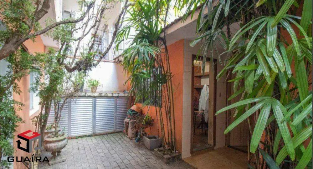 Sobrado à venda com 4 quartos, 150m² - Foto 2