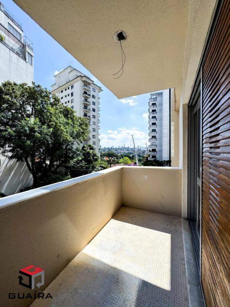 Apartamento à venda com 3 quartos, 205m² - Foto 1