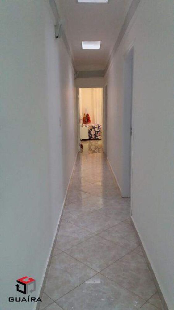 Sobrado à venda com 3 quartos, 237m² - Foto 1
