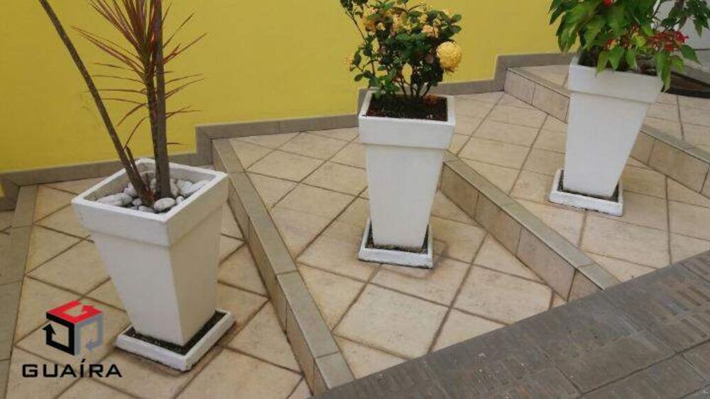 Sobrado à venda com 3 quartos, 237m² - Foto 3