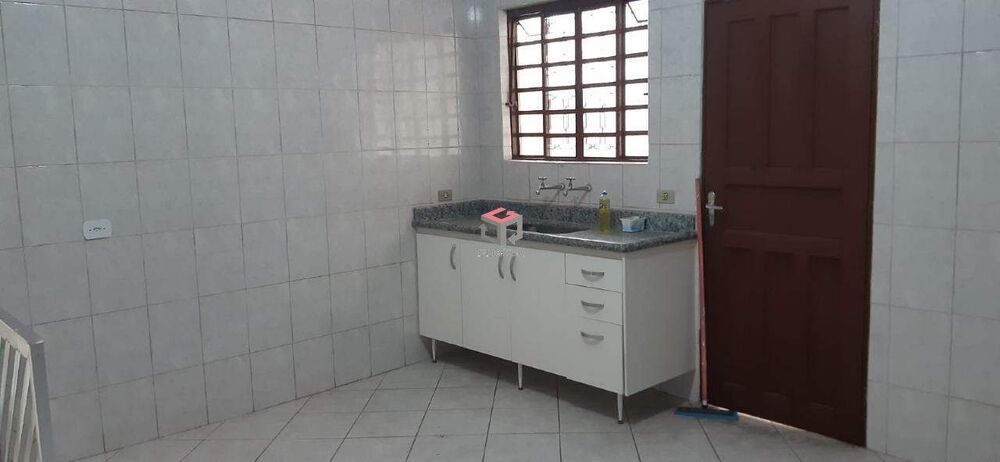 Sobrado à venda com 6 quartos, 200m² - Foto 10
