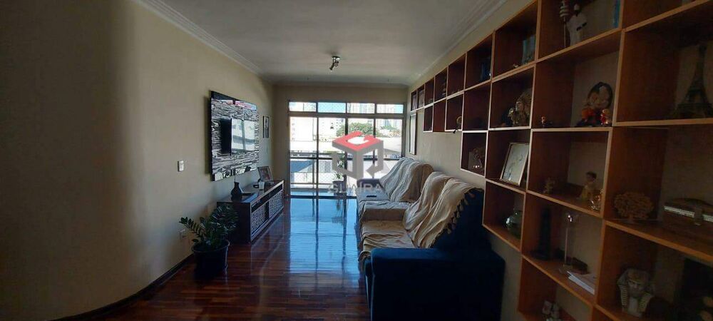 Apartamento à venda com 3 quartos, 158m² - Foto 1