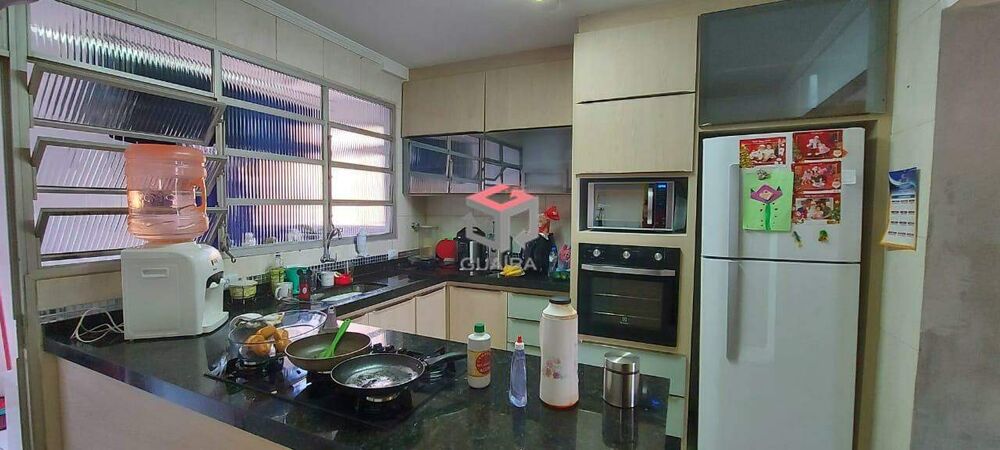 Apartamento à venda com 3 quartos, 158m² - Foto 3