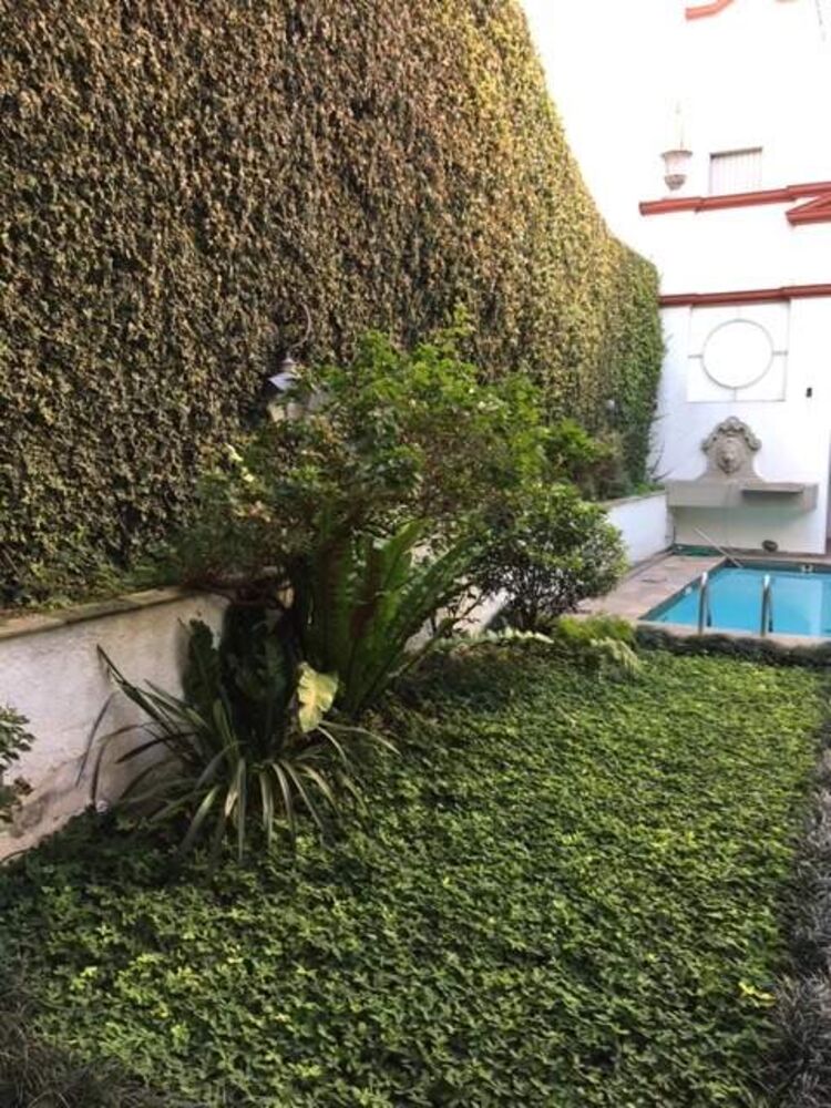 Sobrado à venda com 5 quartos, 650m² - Foto 2