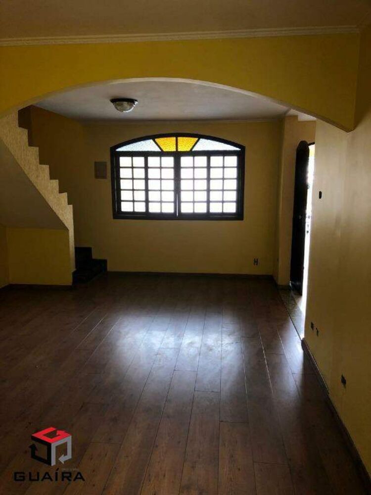 Sobrado à venda com 4 quartos, 200m² - Foto 4