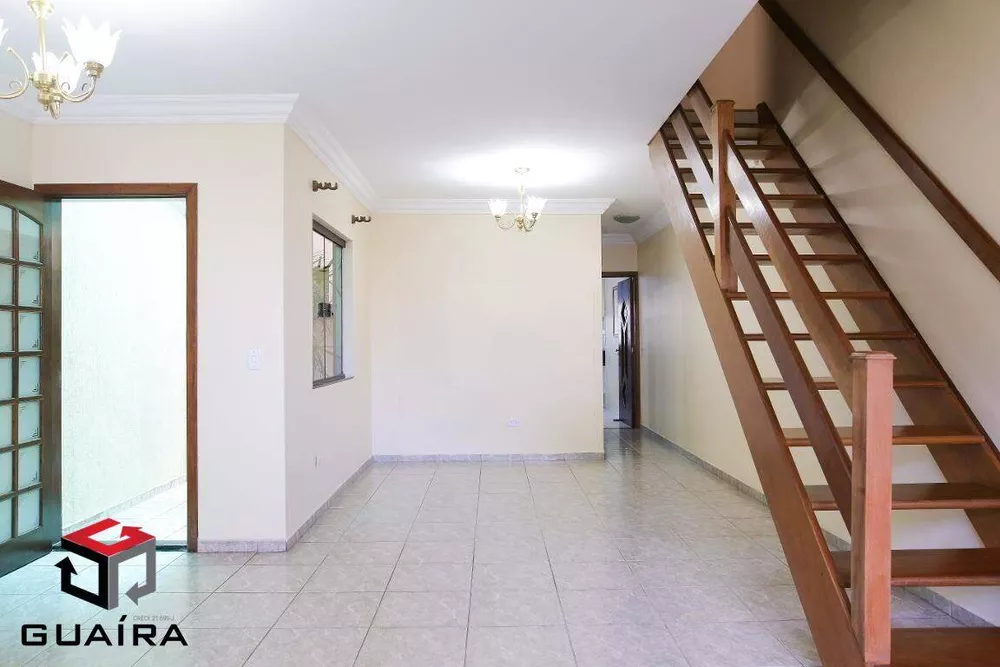 Sobrado à venda com 3 quartos, 197m² - Foto 1